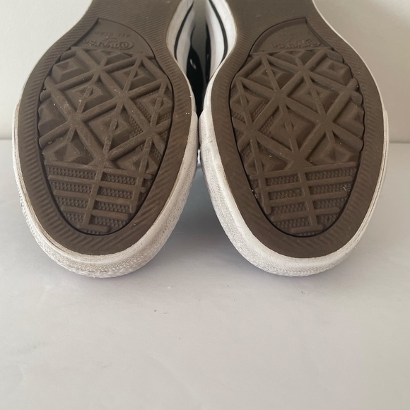 Converse Classic Black LEATHER and White High-Tops - Picture 10 of 16